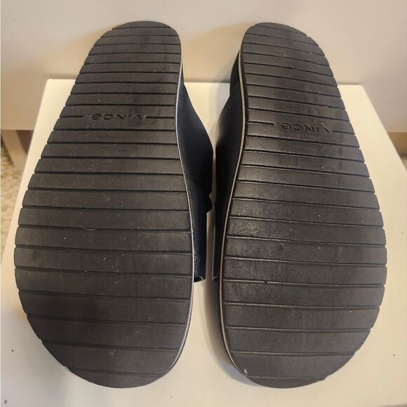 Vince. "Glyn" Black Leather/Suede Double Buckle Slide Sandals Sz.7 Ret. $250 - Picture 10 of 10